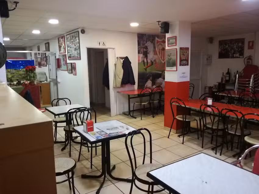 Pe&ntilde;a Sevillista Los Remedios