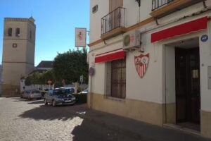 Pe&ntilde;a Sevillista Rafael Salda&ntilde;a