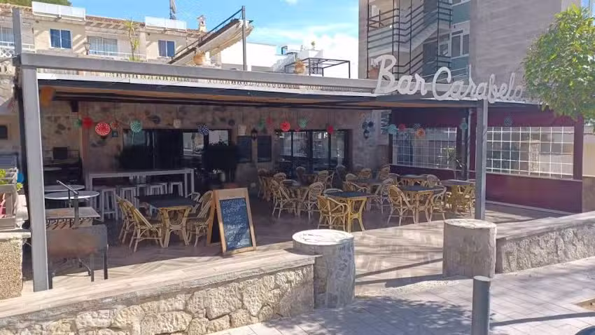 Pepi y Kuki &ndash; Bar Carabela II