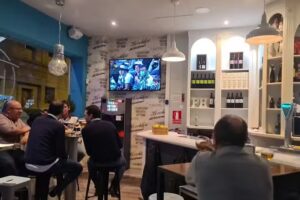 PH &ndash; Caf&eacute;, Tapas & Copas