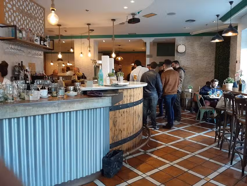 P&iacute;caro Restobar