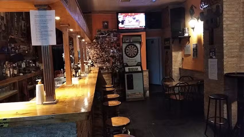 Piguis Bar
