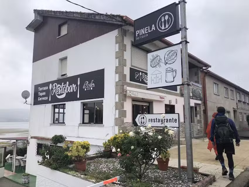 Pinela Terraza &ndash; Poio