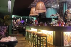 Pinguin Cocktail Bar