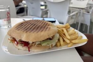 Piscina de Alpandeire