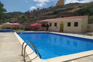 Piscina Fuenalta Bord&oacute;n