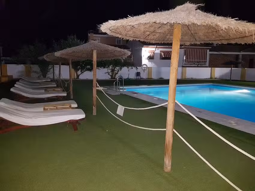 Piscina J&aacute;tar