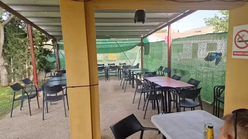 Piscina Municipal de Pallaruelo de Monegros