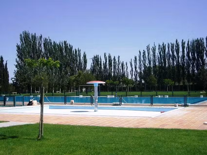 Piscinas Municipales Peralta