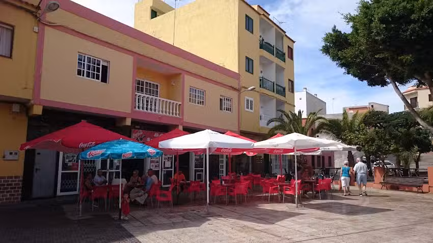 Pizzer&iacute;a Arepera sue&ntilde;o azul