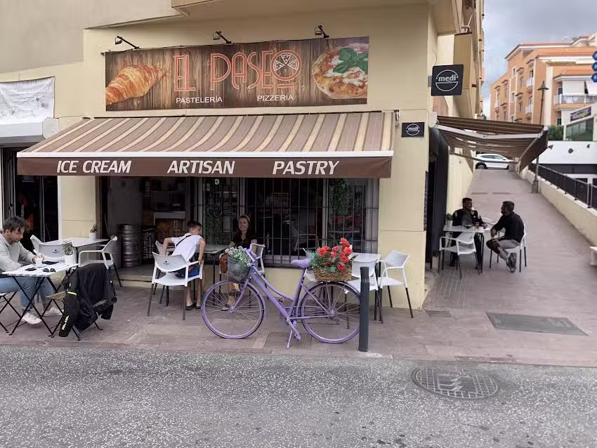 Pizzer&iacute;a Cafeter&igrave;a El Paseo