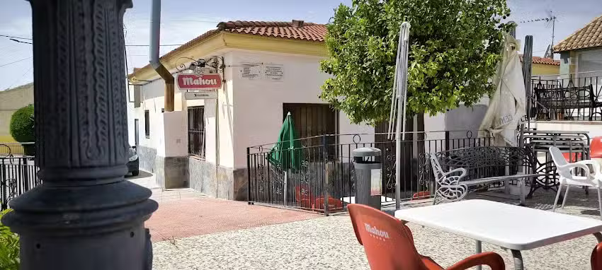 Plaza Bar