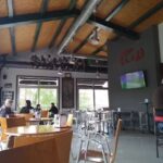 Plaza caf&eacute;