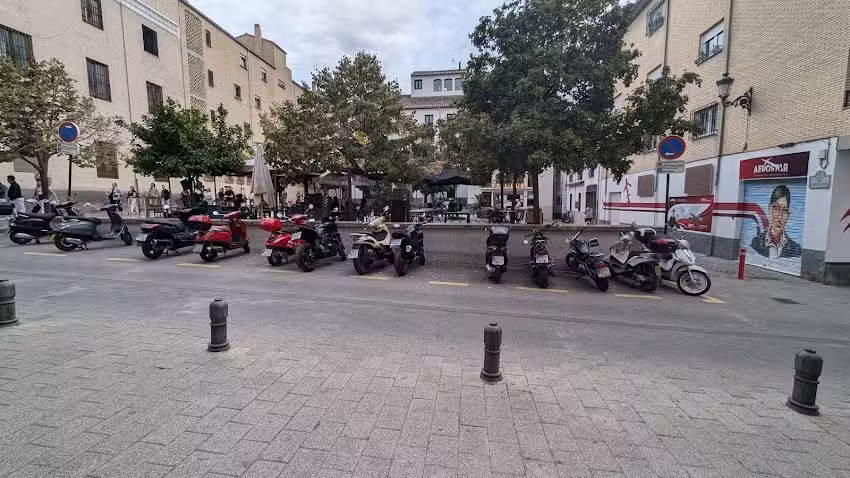 Plaza de carlos cano