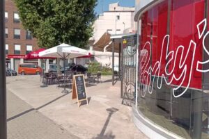 PORKY&rsquo;S coffee-bar