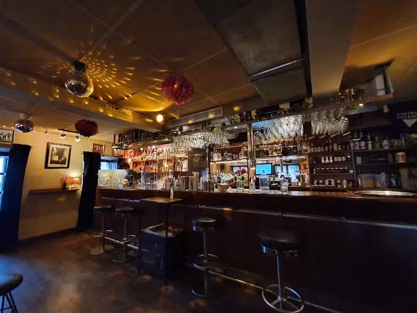 Pub Atl&aacute;ntico