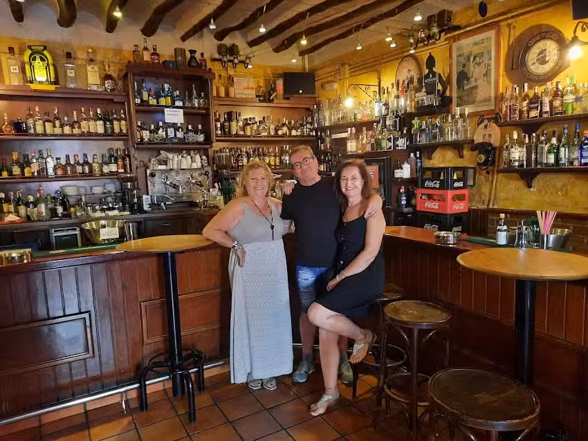 Pub Cafeter&iacute;a El Molino