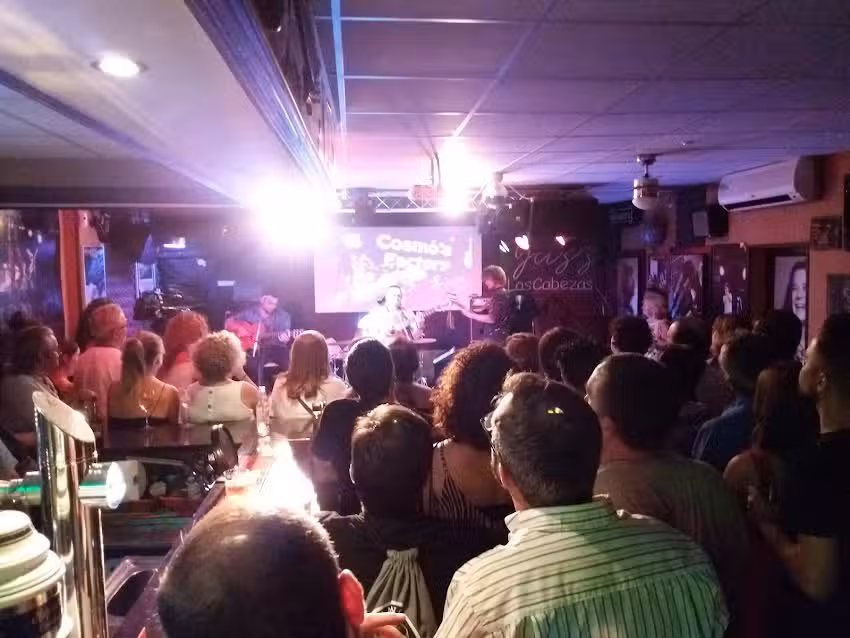 Pub Cosmos Factory Club