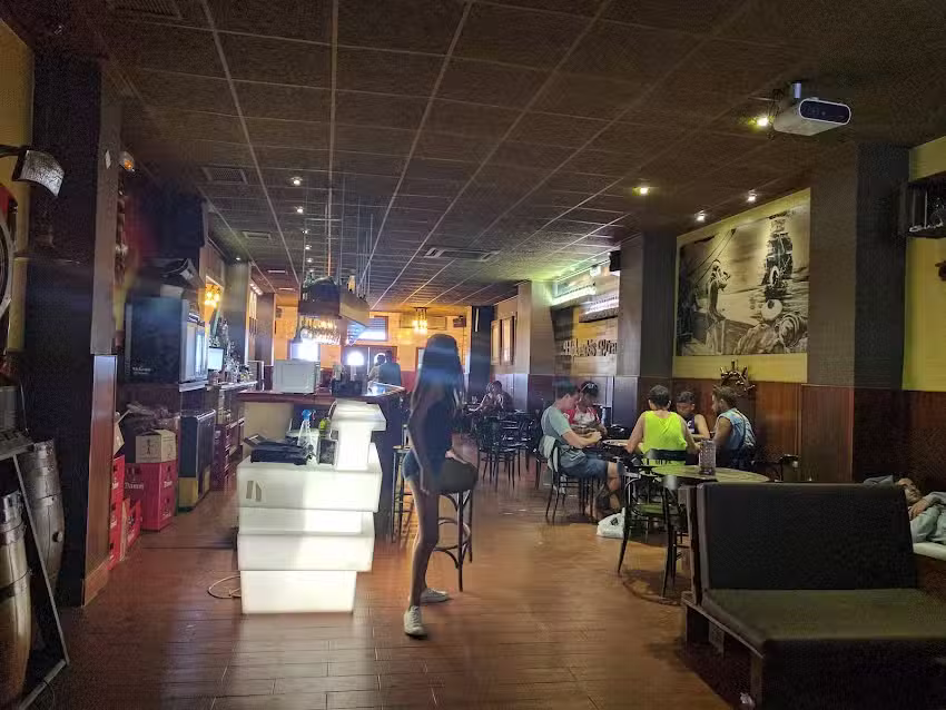 Pub El Holand&eacute;s Errante