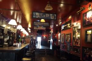 Pub Guzzi Rock and Roll