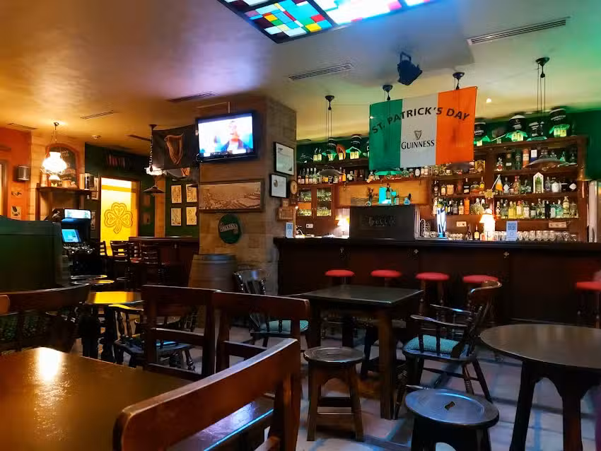 PUB IRISH KELLS