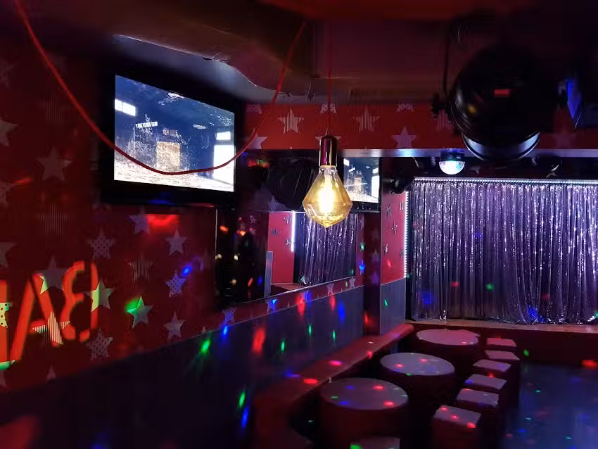 PUB KEY. &laquo;Asier Bilbao Show&raquo;