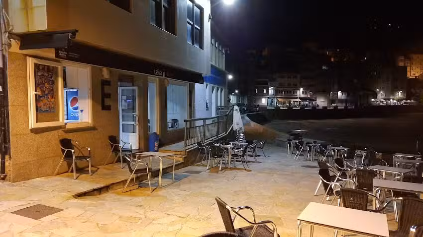 Pub le&ntilde;o