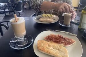 Pub Macaco caf&eacute; y copas