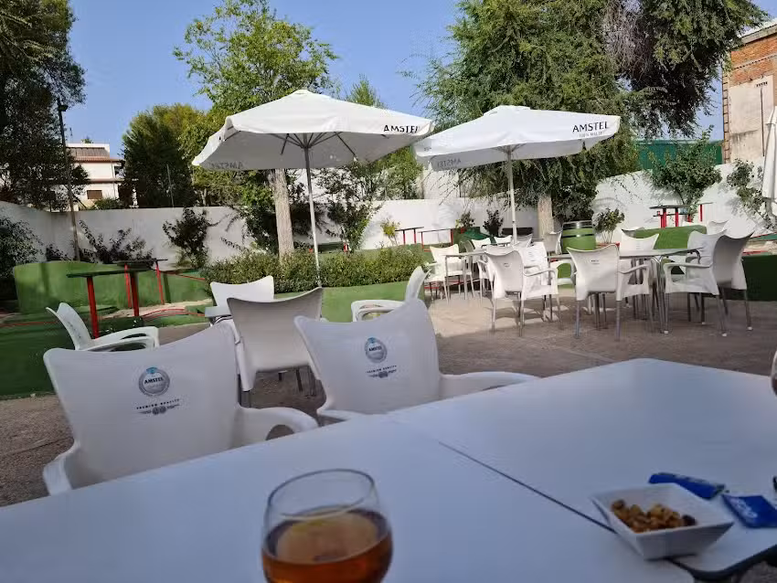 Pub Mini Golf