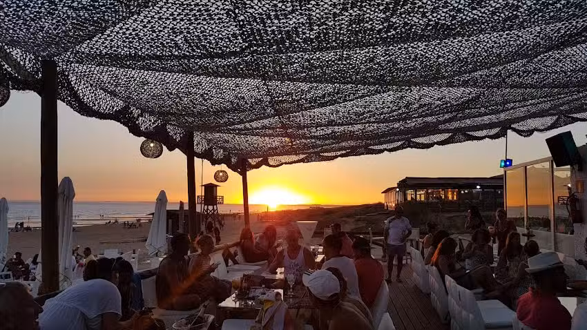 Pub Mykonos Beach Club