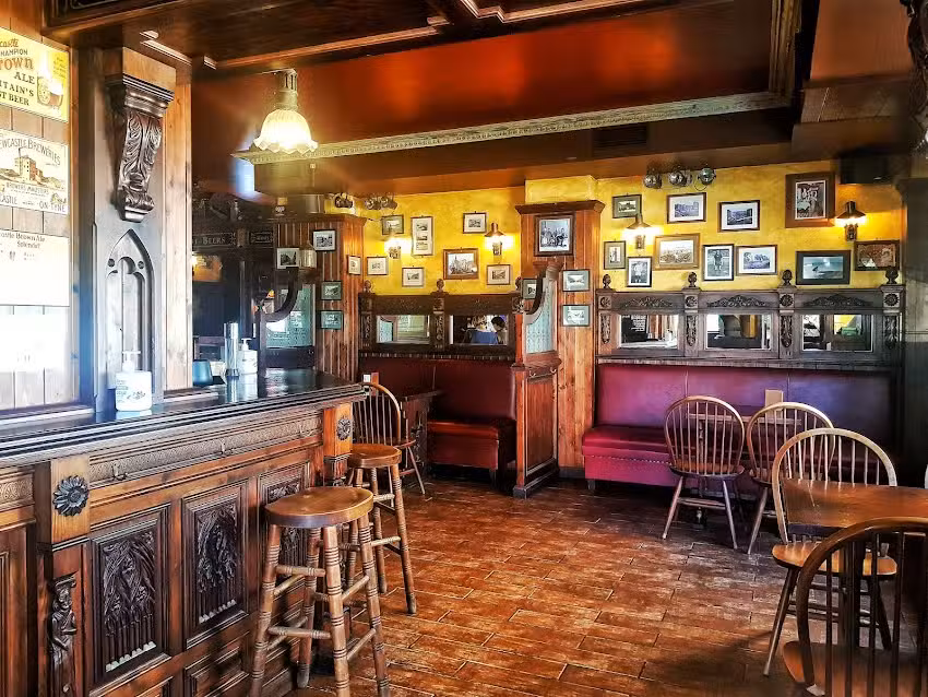 Pub Red Castle