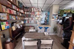 Pub Restaurante Tertulia Beach