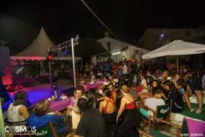 Pub&bull;Terraza&bull;Barbacoa COSMOS.