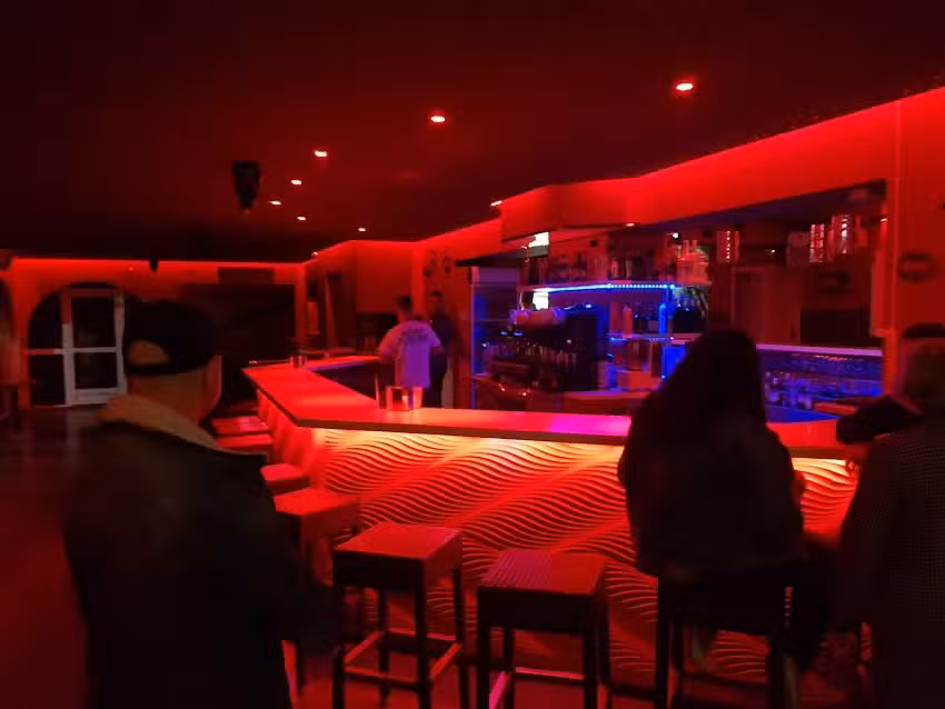 Pub terraza cayo coco