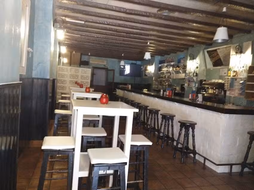 Pub Triana Caf&eacute;&Copas