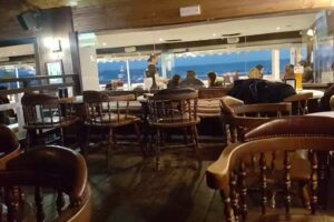 Pub Woodstock Paseo Beach