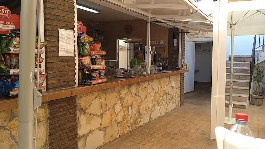 Puente Aguila Restaurant Snack Bar