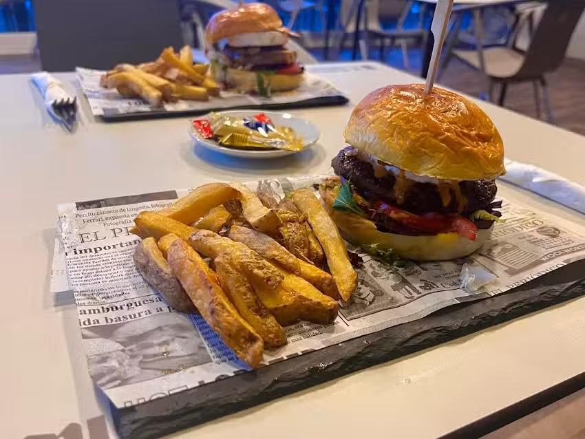 QMG Sanse Bar Restaurante