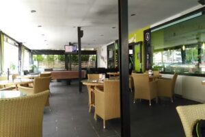 Quatre de Roxy Caf&eacute;