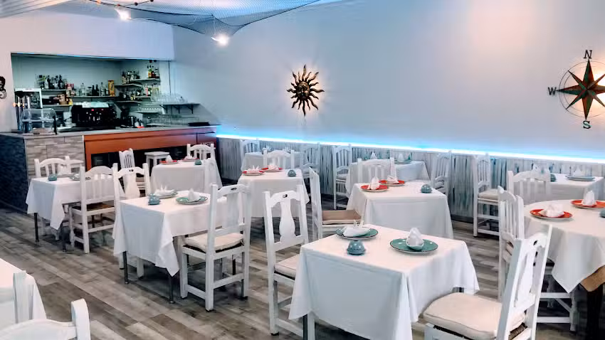 Qu&eacute; Rico Restaurante Playa de San Juan