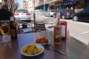 Quinto i Tapa Cafeteria