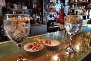 RADICAL 4 14 – PUB – POTES