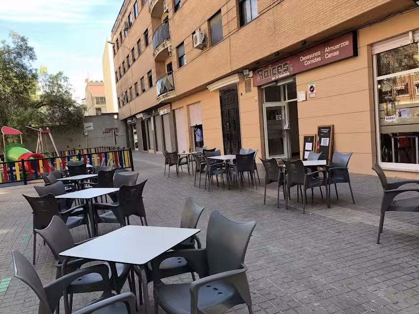 Raices Bar & Heladeria
