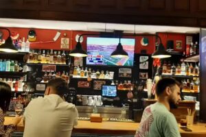 Red Rock House &ndash; American Spirit Bar