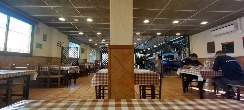 RESTAURANT BAR &laquo;&lsquo;LA NORIA MEN&Uacute;S Y BRASAS&raquo;