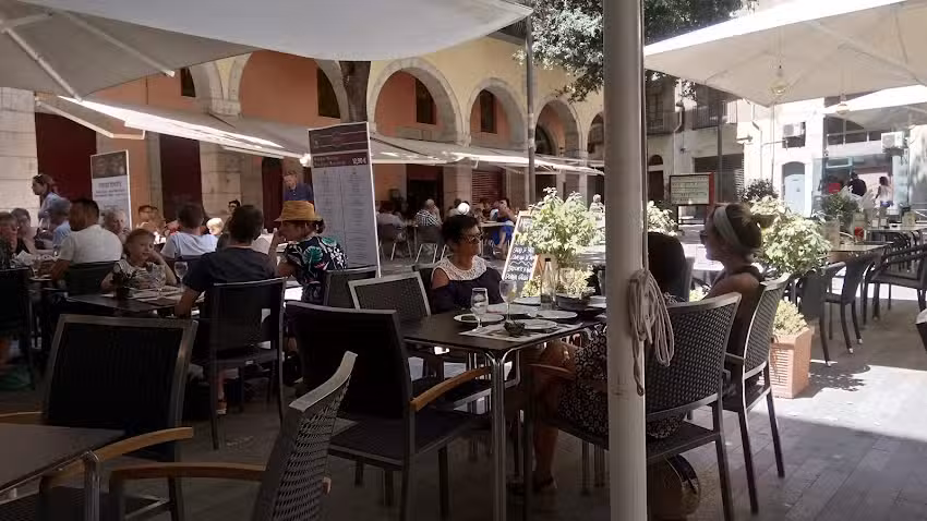 Restaurant bar .tony&rsquo;s figueres .