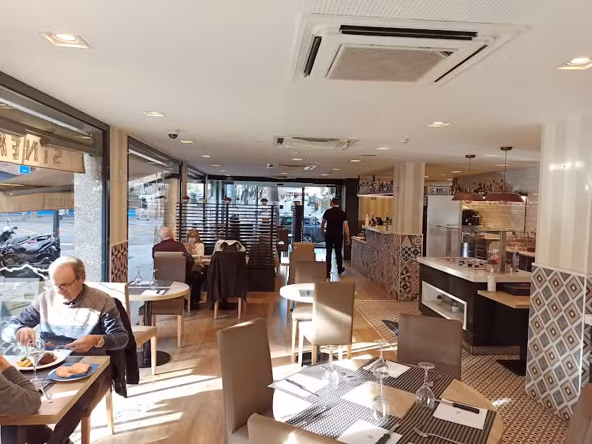 Restaurant Sinera Brasescaf&egrave;