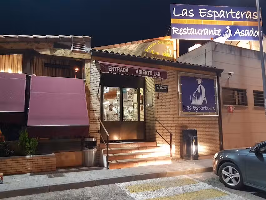 Restaurante &ndash; Asador Las Esparteras