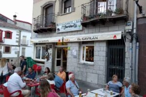 RESTAURANTE BAR El Gavil&aacute;n.