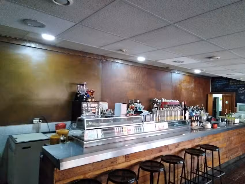 RESTAURANTE BAR &laquo;LA VILLA&raquo; | Restaurante en el r&iacute;o Tormes de Salamanca